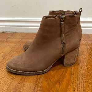 Blondo Waterproof Ankle Booties